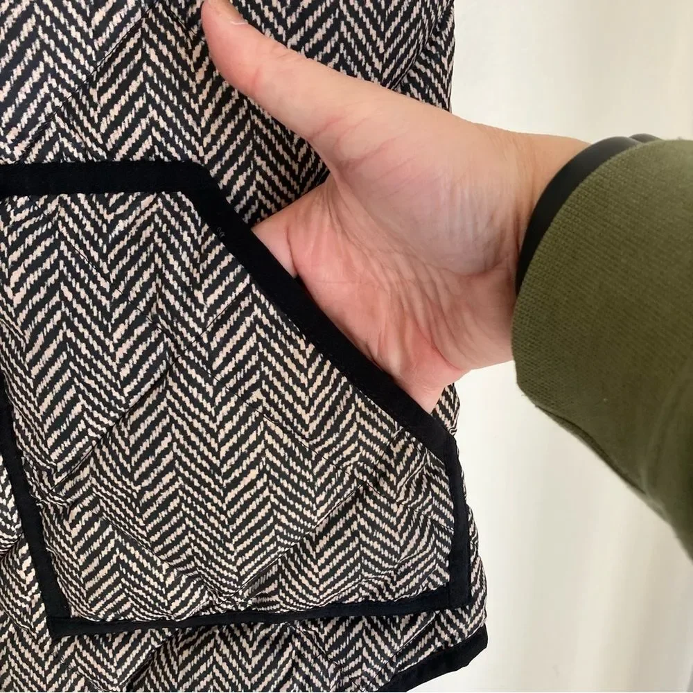 J. Crew Women’s down quilted puffer vest size XS. EUC!